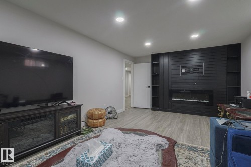 6224 136 Avenue, Edmonton, AB - Indoor With Fireplace