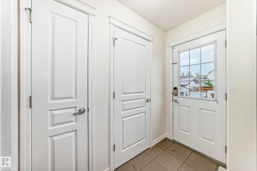 351 Secord Boulevard, Edmonton, AB - Indoor Photo Showing Other Room