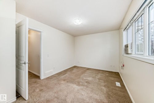 351 Secord Boulevard, Edmonton, AB - Indoor Photo Showing Other Room