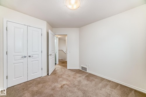 351 Secord Boulevard, Edmonton, AB - Indoor Photo Showing Other Room