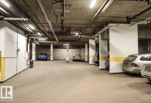 501 8340 Jasper Avenue, Edmonton, AB - Indoor Photo Showing Garage