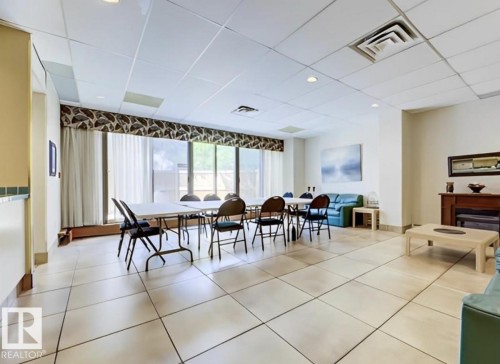 501 8340 Jasper Avenue, Edmonton, AB - Indoor