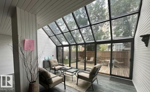 501 8340 Jasper Avenue, Edmonton, AB - Indoor Photo Showing Other Room