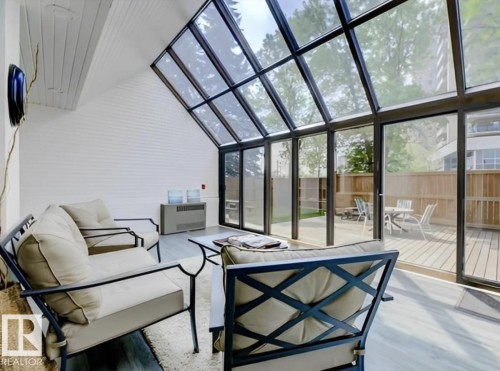 501 8340 Jasper Avenue, Edmonton, AB - Indoor Photo Showing Other Room