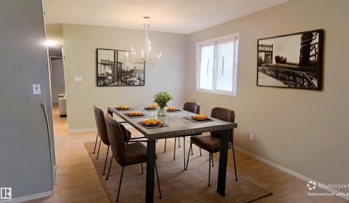 4904 19 Avenue, Edmonton, AB - Indoor Photo Showing Dining Room