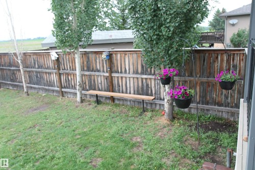 5206 54A Street, Elk Point, AB - Outdoor