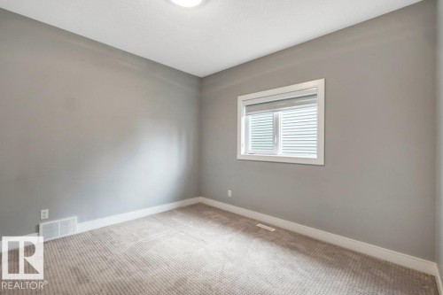 1339 Adamson Drive, Edmonton, AB - Indoor Photo Showing Other Room