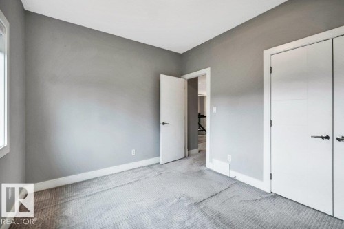 1339 Adamson Drive, Edmonton, AB - Indoor Photo Showing Other Room