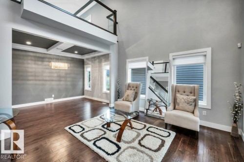 1339 Adamson Drive, Edmonton, AB - Indoor Photo Showing Living Room