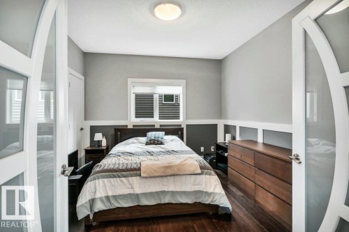 1339 Adamson Drive, Edmonton, AB - Indoor Photo Showing Bedroom