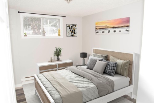 12730 113A Street, Edmonton, AB - Indoor Photo Showing Bedroom