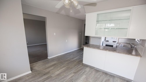 12732 113A Street, Edmonton, AB - Indoor Photo Showing Kitchen