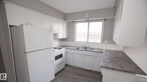 12732 113A Street, Edmonton, AB - Indoor Photo Showing Kitchen With Double Sink