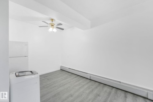 306 8310 Jasper Avenue, Edmonton, AB - Indoor Photo Showing Laundry Room