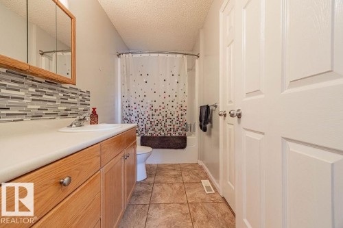 5026 53 Ave, Ryley, AB - Indoor Photo Showing Bathroom