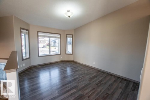 3814 45 Avenue, Bonnyville Town, AB - Indoor Photo Showing Other Room