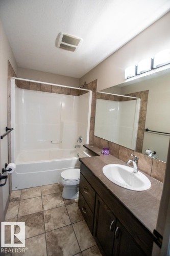 3814 45 Avenue, Bonnyville Town, AB - Indoor Photo Showing Bathroom
