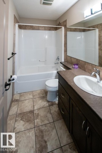 3814 45 Avenue, Bonnyville Town, AB - Indoor Photo Showing Bathroom