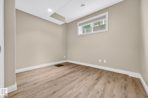 2121 90A Street, Edmonton, AB - Indoor Photo Showing Other Room