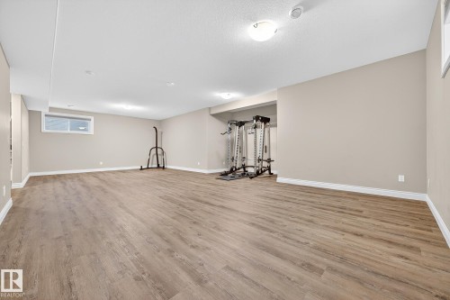 2121 90A Street, Edmonton, AB - Indoor