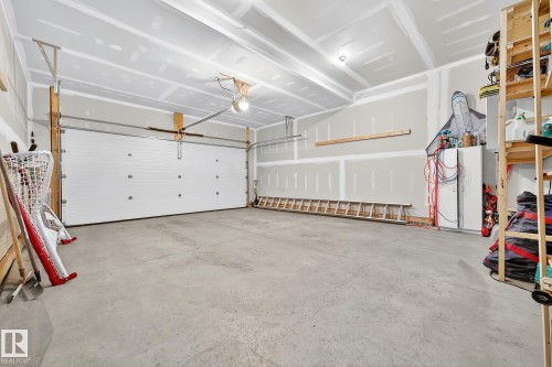 2121 90A Street, Edmonton, AB - Indoor Photo Showing Garage