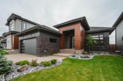 4832 KNIGHT Crescent  Edmonton, AB T6W 5A2