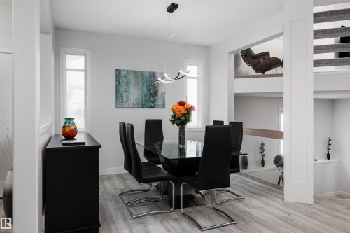 1562 Howes Place, Edmonton, AB - Indoor Photo Showing Dining Room
