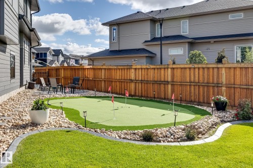 1562 Howes Place, Edmonton, AB - Outdoor