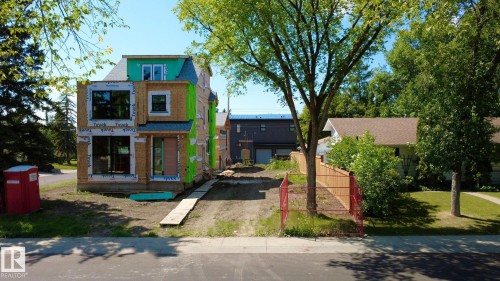 View of front of home - 7806 145 Street Nw, Edmonton, AB 