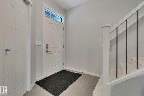 2047 Redtail Common, Edmonton, AB - Indoor Photo Showing Other Room