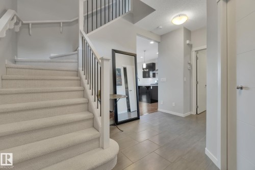 2047 Redtail Common, Edmonton, AB - Indoor Photo Showing Other Room