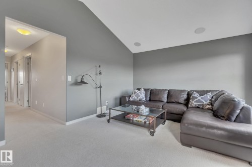 2047 Redtail Common, Edmonton, AB - Indoor