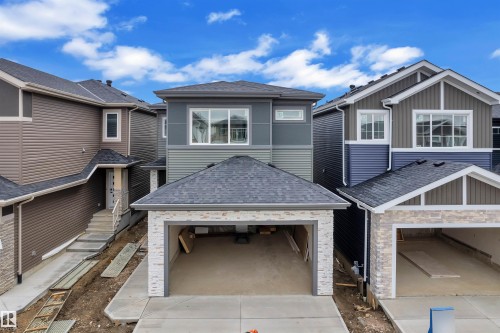 3519 42 Avenue  Beaumont, AB T4X 3A7