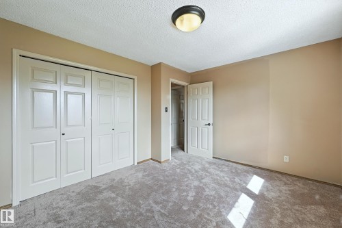 16815 41 Avenue, Edmonton, AB - Indoor Photo Showing Other Room