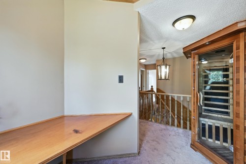 16815 41 Avenue, Edmonton, AB - Indoor Photo Showing Other Room
