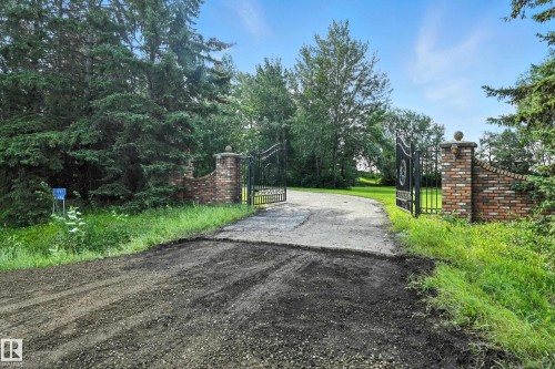 16815 41 Avenue, Edmonton, AB - Outdoor