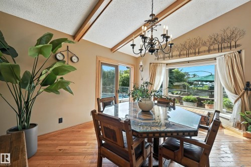 16815 41 Avenue, Edmonton, AB - Indoor Photo Showing Dining Room