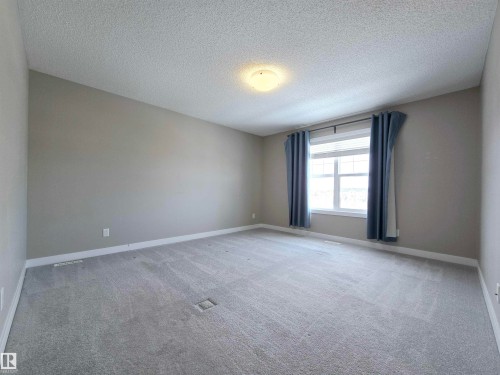 5441 Allbright Square, Edmonton, AB - Indoor Photo Showing Other Room