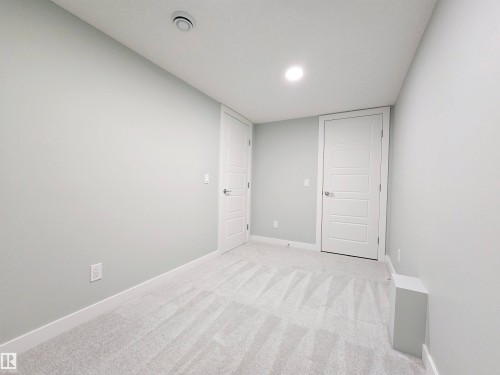 5441 Allbright Square, Edmonton, AB - Indoor Photo Showing Other Room