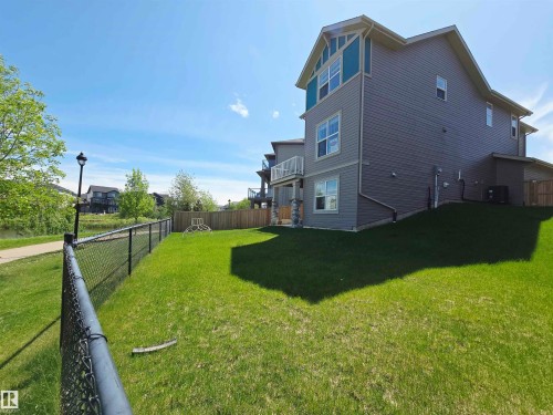 5441 Allbright Square, Edmonton, AB - Outdoor