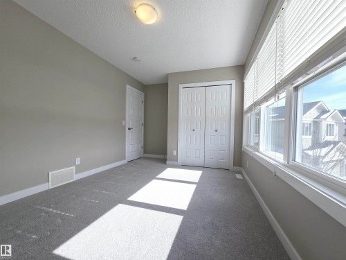 5441 Allbright Square, Edmonton, AB - Indoor Photo Showing Other Room