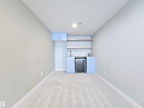 5441 Allbright Square, Edmonton, AB - Indoor Photo Showing Other Room