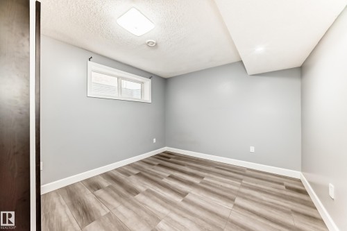 16720 61 Street, Edmonton, AB - Indoor Photo Showing Other Room