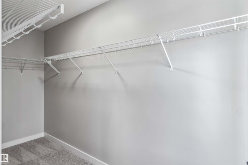 1659 12 Street, Edmonton, AB - Indoor With Storage