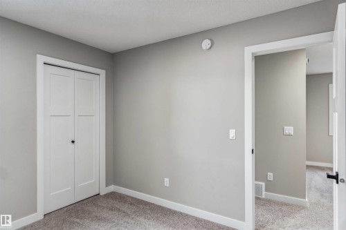 1659 12 Street, Edmonton, AB - Indoor Photo Showing Other Room