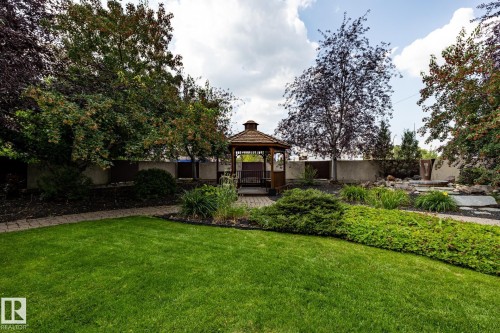 911 10883 Saskatchewan Drive, Edmonton, AB - Outdoor