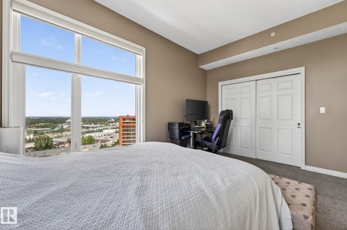 1904 9020 Jasper Avenue, Edmonton, AB - Indoor Photo Showing Bedroom