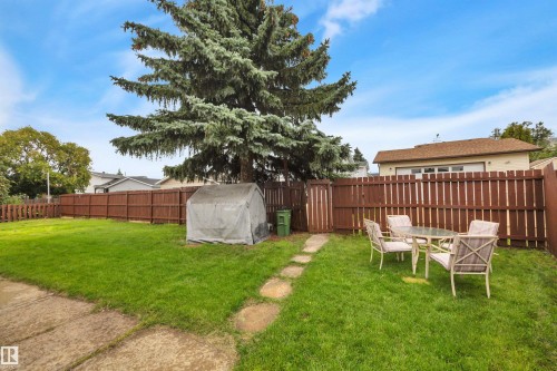 1035 55 Street, Edmonton, AB - Outdoor With Backyard