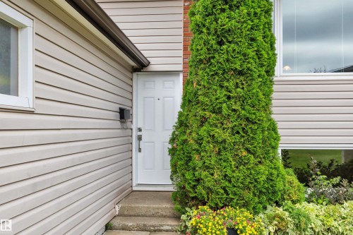 1035 55 Street, Edmonton, AB - Outdoor With Exterior