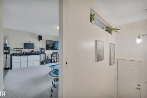 1035 55 Street, Edmonton, AB - Indoor Photo Showing Other Room